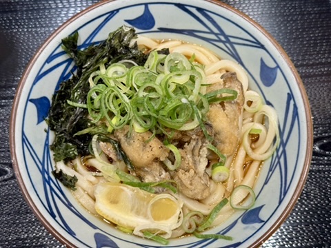 牡蠣バターぶっかけうどんの写真