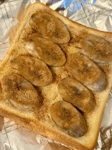 バナナシナモンシュガートーストの写真