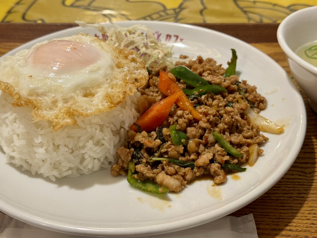 ガパオライスの写真