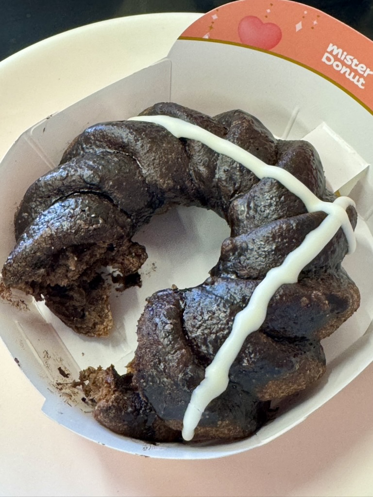 ミスド「生ショコラフレンチ ノワール」の写真