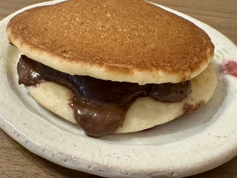 やまざき「生どら まるごとチョコ大福&チョコホイップ」の写真